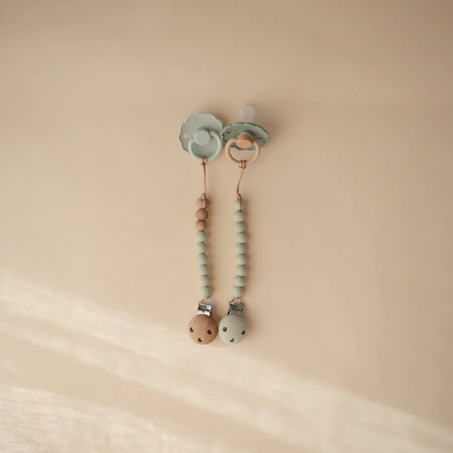 Mushie Silicone Pacifier Clip Eva